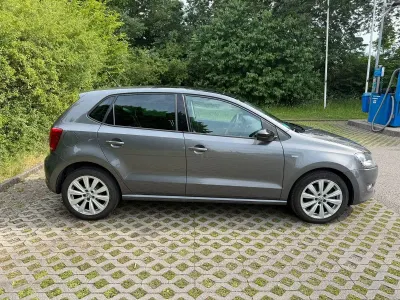 Gebraucht VW Polo Highline 105 PS (77 kW) 2012 Grau Kleinwagen