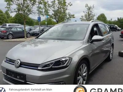 Gebraucht VW Golf VII Comfortline 131 PS (96 kW) 2019 Silber Kombi