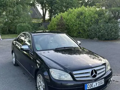 Gebraucht Mercedes C200 Avantgarde 184 PS (135 kW) 2007 Limousine