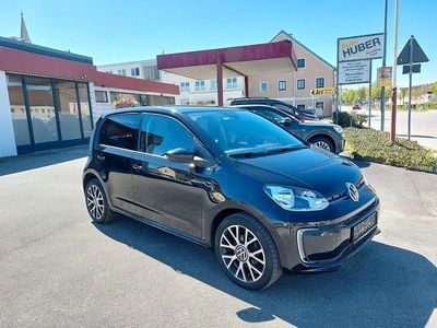 Second-hand VW e-up! Style 61 kW (83 CP) 2022 Negru Hatchback
