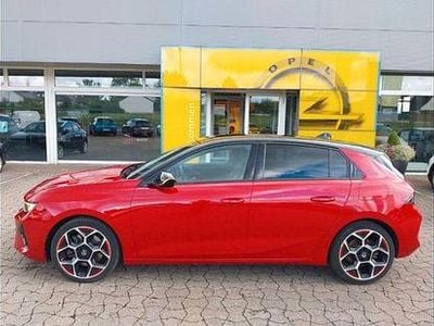 Gebraucht Opel Astra 150 PS (110 kW) 2022 Rot Limousine