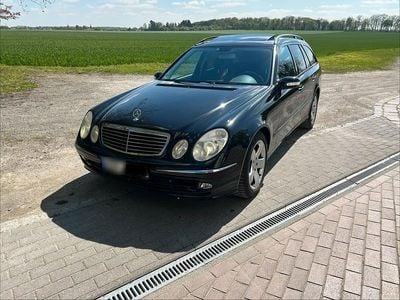 Gebraucht Mercedes E500 306 PS (225 kW) 2005 Schwarz Kombi