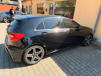 Gebraucht Mercedes A250 211 PS (155 kW) 2012 Schwarz Kleinwagen