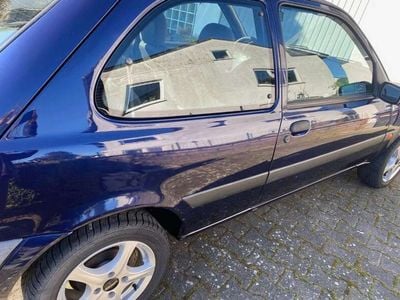Ford Courier