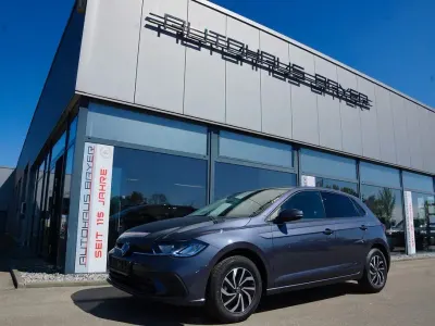 Neu VW Polo R 95 PS (69 kW) 2026 Grau Kleinwagen