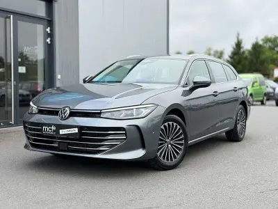 Gebraucht VW Passat Elegance 150 PS (110 kW) 2026 Grau Kombi