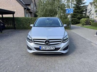 Mercedes B180