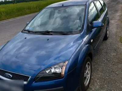 Używany Ford Focus 115 KM (84 kW) 2005 Niebieski Kombi