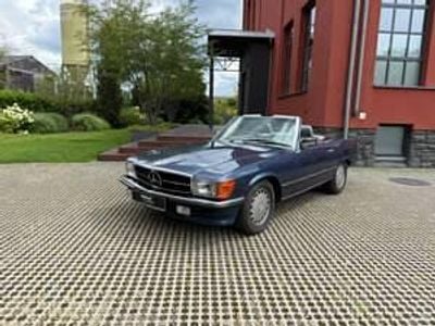 Blau Gebraucht 1987 Mercedes 560 Cabrio | 46.300 €