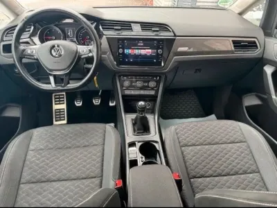 Gebraucht VW Touran Join 116 PS (85 kW) 2018 Blau Van / Kleinbus