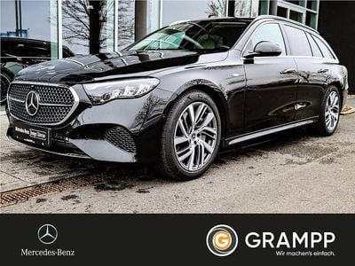 Gebraucht Mercedes E300 Avantgarde 313 PS (230 kW) 2025 Lack obsidianschwarz Kombi