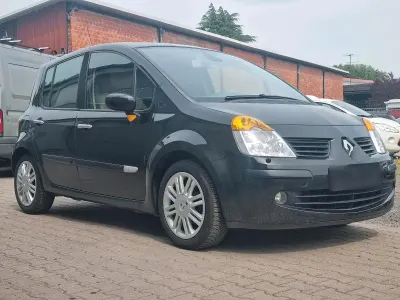 Usata Renault Modus 112 CV (82 kW) 2005 Nero Monovolume
