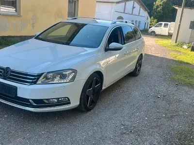 Gebraucht VW Passat Highline 160 PS (117 kW) 2011 Weiß Kombi