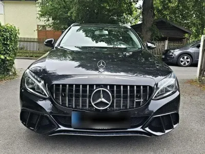 Gebraucht Mercedes C200 Avantgarde 136 PS (100 kW) 2016 Schwarz Kombi