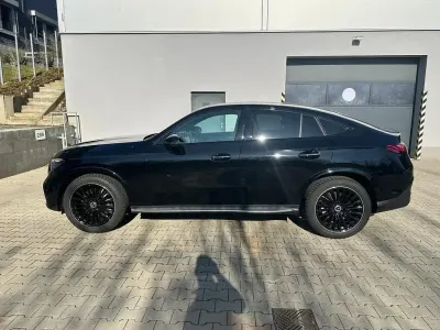 Gebraucht Mercedes GLC300 AMG line 269 PS (197 kW) 2025 Schwarz SUV