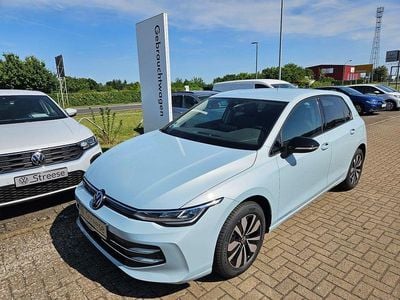 Usata VW Golf VIII Goal 116 CV (85 kW) 2025 Blu Berlina