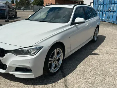 Gebraucht BMW 330 M Sport 258 PS (189 kW) 2015 Weiß Kombi