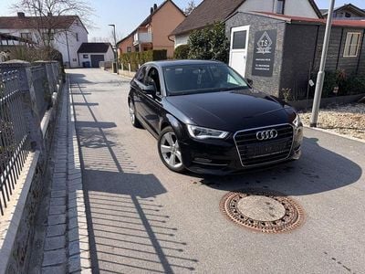 Gebraucht Audi A3 Ambition 110 PS (80 kW) 2014 Schwarz Limousine
