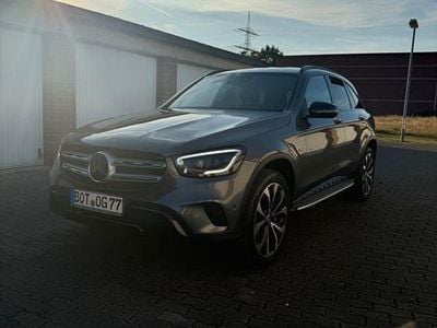 Mercedes GLC300e