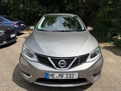 Gebraucht Nissan Pulsar Tekna 190 PS (139 kW) 2015 Grau Kleinwagen