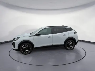 Używany Peugeot 2008 Allure 101 KM (74 kW) 2024 Biały SUV
