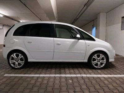 gebraucht Opel Meriva 1.8 BENZIN-GAS LPG 1 Hand Xenon Teil-Leder Garage