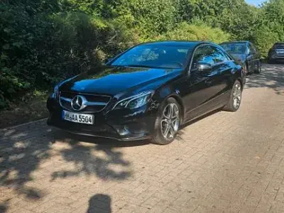 Gebraucht Mercedes E250 204 PS (150 kW) 2013 Schwarz Coupé