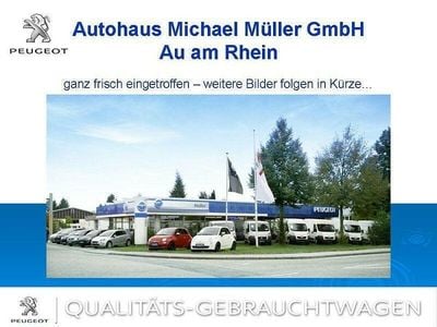 Second-hand Peugeot e-2008 Allure 100 kW (136 CP) 2023 Portocaliu SUV