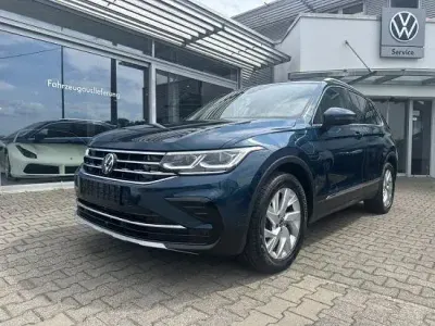 Gebraucht VW Tiguan 245 PS (180 kW) 2022 Blau SUV