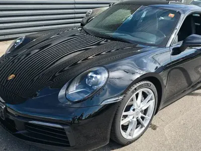 Gebraucht Porsche 992 385 PS (283 kW) 2024 Schwarz