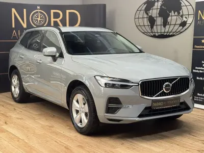 Gebraucht Volvo XC60 Core 197 PS (144 kW) 2023 Vapour grey SUV