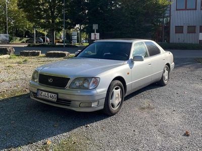 Silber Gebraucht 1999 Lexus LS400 Limousine | 9.500 €