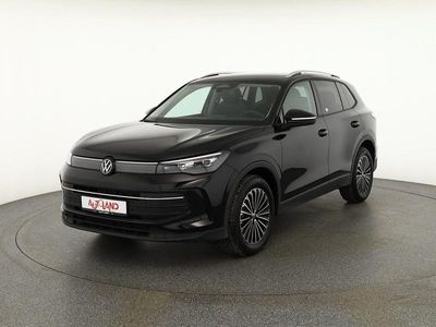 Schwarz Neu 2025 VW Tiguan SUV | 39.490 € (Superpreis)
