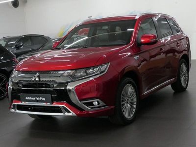 Gebraucht Mitsubishi Outlander P-HEV Plus 224 PS (164 kW) 2020 Rot SUV