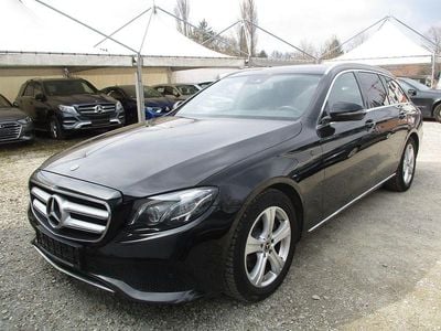 Gebraucht Mercedes E220 Avantgarde 194 PS (142 kW) 2017 Schwarz Limousine