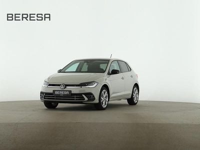 Grau Gebraucht 2024 VW Polo IQ Drive Limousine | 20.880 € (Guter Preis)