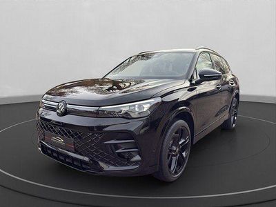 Grenadillschwarz Neu 2025 VW Tiguan R-line SUV | 61.120 € (Teuer)