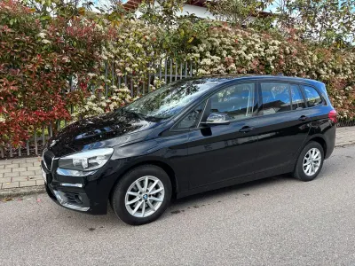 Gebraucht BMW 218 Gran Tourer Sport Line 150 PS (110 kW) 2016 Schwarz Van / Kleinbus