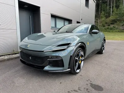 Neu Ferrari Purosangue 719 PS (528 kW) 2026 Grau SUV