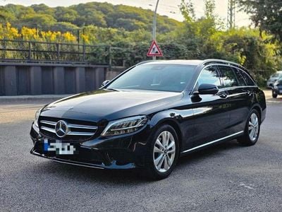 Gebraucht Mercedes C220 194 PS (142 kW) 2019 Schwarz Kombi