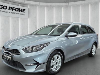 Silber Gebraucht 2023 Kia Ceed Sportswagon Vision Kombi | 18.500 € (Fairer Preis)