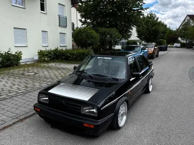 Gebraucht VW Jetta 90 PS (66 kW) 1992 Schwarz Limousine