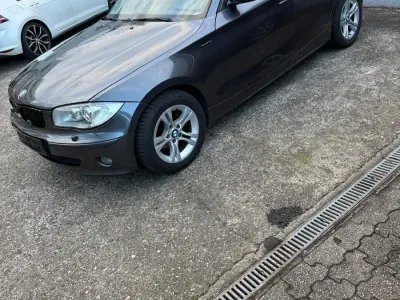 Gebraucht BMW 120 163 PS (119 kW) 2008 Grau Kleinwagen