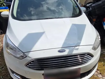 Gebraucht Ford C-MAX 120 PS (88 kW) 2019 Weiß Van / Kleinbus