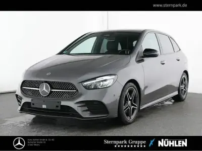 Gebraucht Mercedes B200 AMG Line Premium 163 PS (119 kW) 2025 Grau Van / Kleinbus