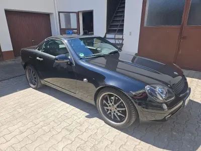 Gebraucht Mercedes SLK230 193 PS (141 kW) 1999 Schwarz Cabrio