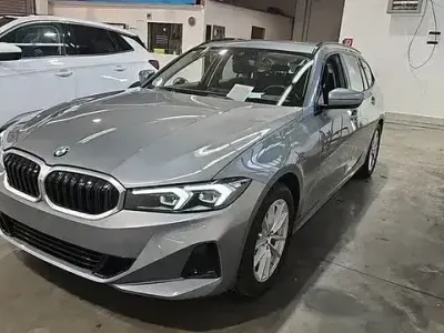 Gebraucht BMW 320 Shadowline 140 PS (102 kW) 2024 Grau Limousine