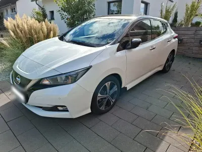 Gebraucht Nissan Leaf 110 kW (150 PS) 2021 Weiß Kleinwagen
