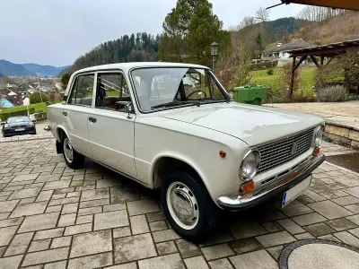 Gebraucht Lada 1200 60 PS (44 kW) 1987 Weiß Limousine