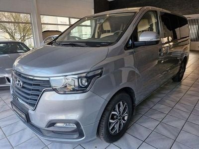 Gebraucht Hyundai H-1 Premium 170 PS (125 kW) 2019 Grau Van / Kleinbus